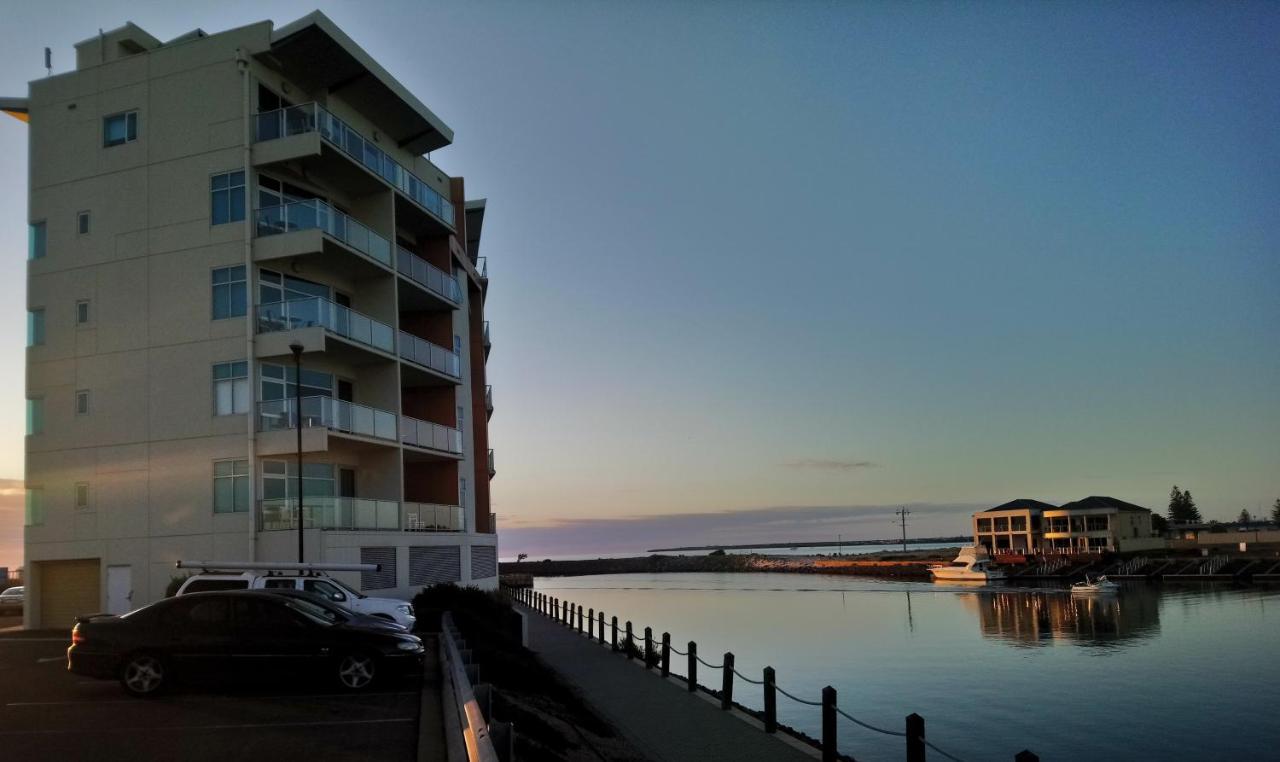 Wallaroo Marina Executive Apartments מראה חיצוני תמונה